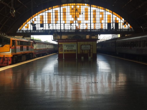 Hua lamphong train station